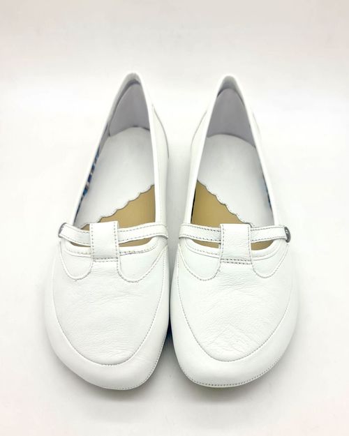 Women White Leather Bellerinas IN21166166