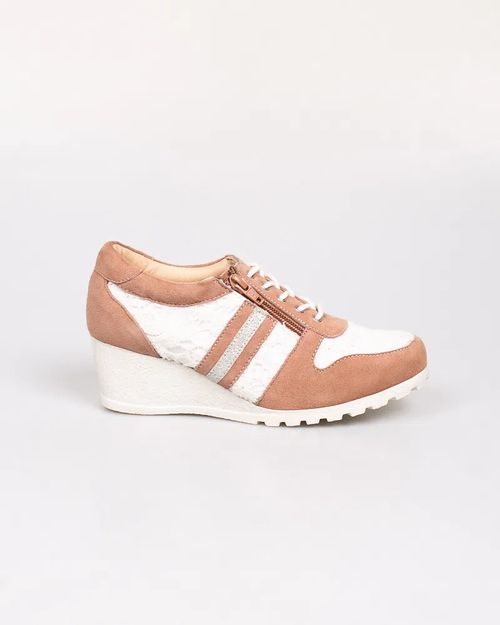 Women Brown Leather Sneakers IN21157157