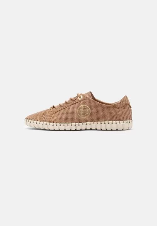 Women Beige Leather Boot IN21163163