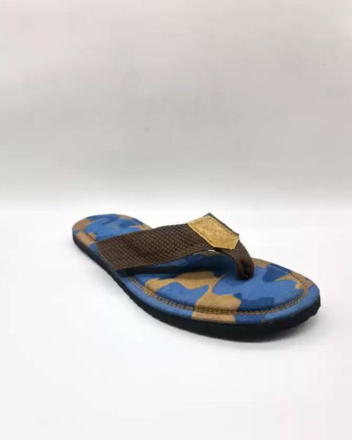 Men blue leather slipper IN22377377